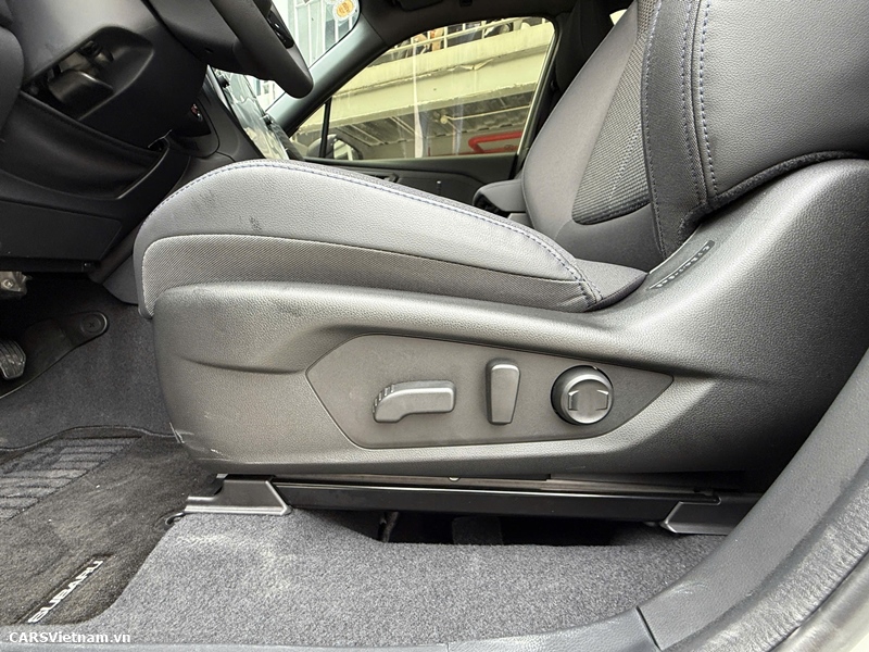 Subaru Forester 2026 chính thức ra mắt tại Việt Nam: Đẳng cấp Nhật Bản trở lại, giá từ 1,299 tỷ đồng 10 Subaru Forester 2026 chinh thuc ra mat tai Viet Nam Dang cap Nhat Ban tro lai gia tu 1299 ty dong 9