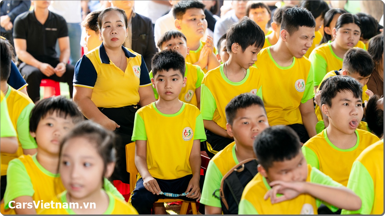 Omoda Jaecoo Viet Nam Mang Tet Cho Em ve Truong Nuoi day Tre em Khuyet tat Cu Chi 46