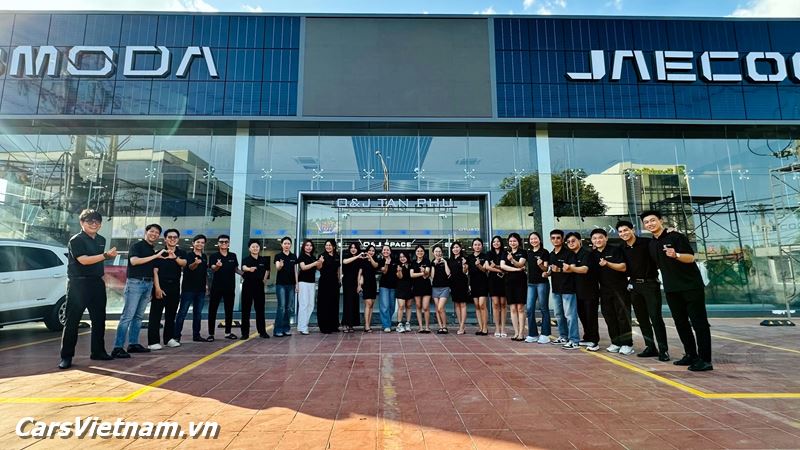 Omoda Jaecoo Tan Phu 10