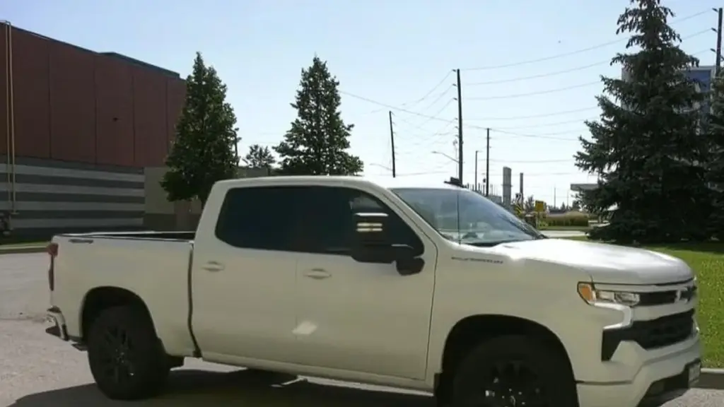 Chevrolet Silverado 2026 gặp sự cố động cơ nghiêm trọng: Chủ xe Canada yêu cầu đổi mới