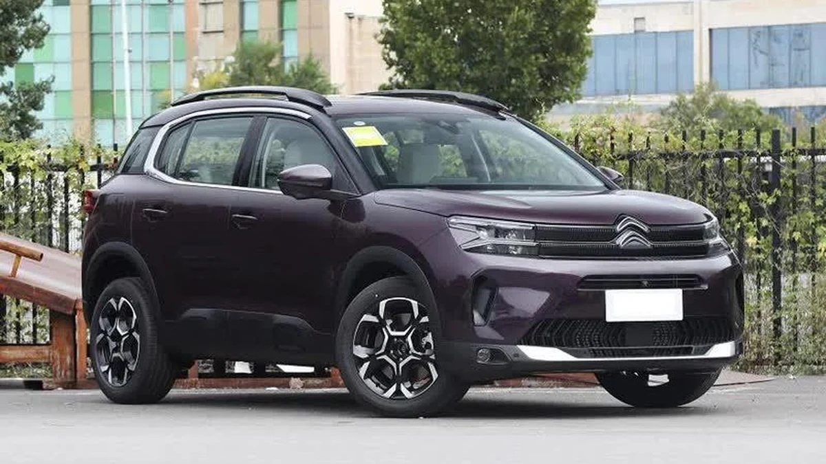 Citroën C5 Aircross 2027: SUV hạng C 211 mã lực, giá trên 540 triệu đồng - Hình 1