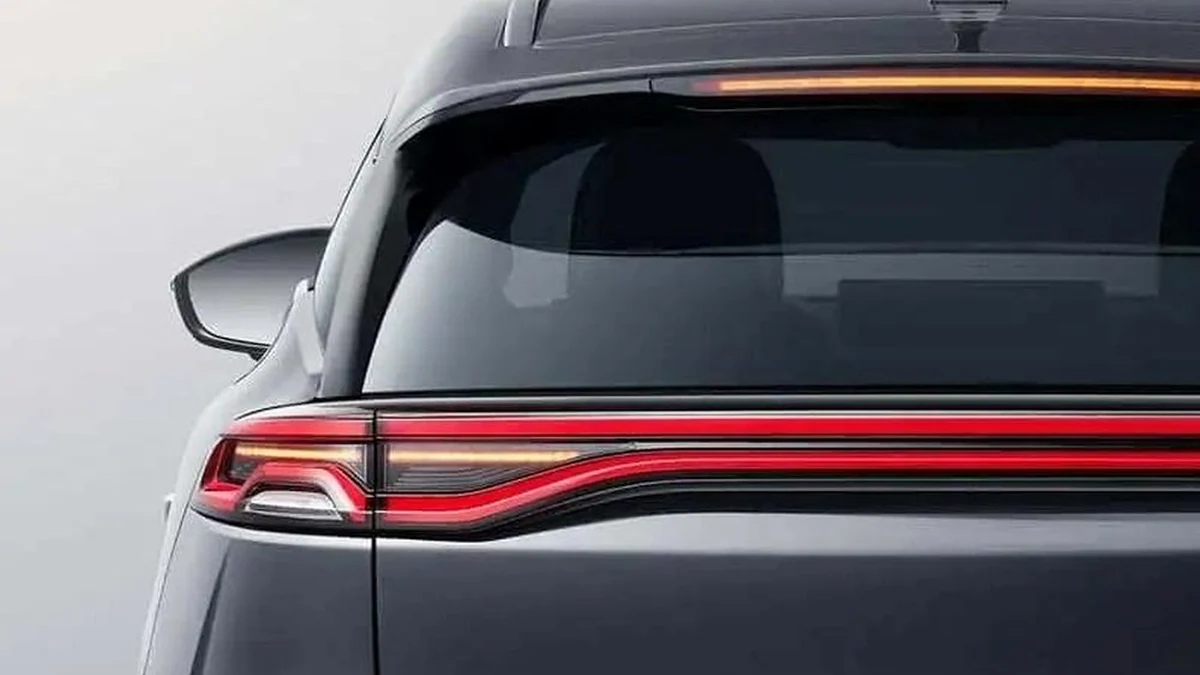 Triệu hồi 183.000 xe BYD Qin và Tang tại Trung Quốc vì lỗi đèn phanh - Hình 1