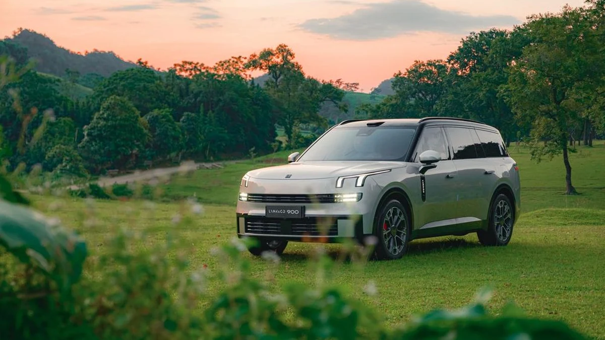 Lynk & Co 900 – SUV hạng sang cỡ lớn giá chỉ hơn 3 tỷ đồng, thách thức các “đại gia” SUV 3 Lynk & Co 900 – SUV hạng sang cỡ lớn giá chỉ hơn 3 tỷ đồng, thách thức các “đại gia” SUV - Hình 1