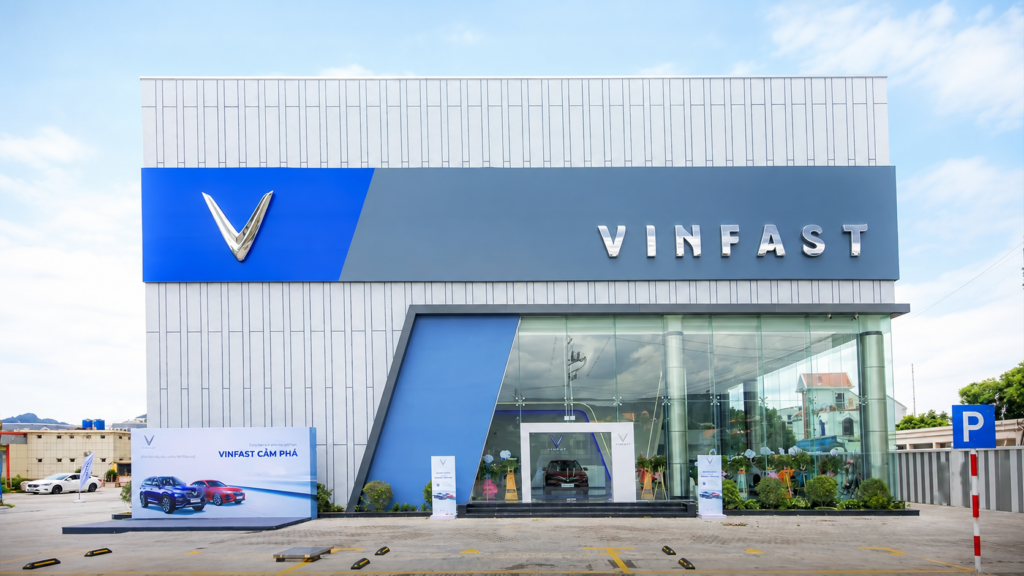 Đánh giá VinFast Gia Thịnh Đông Triều – Showroom, giá xe, dịch vụ & mua trả góp tại TP HCM 1 vinfast gia thinh featured no logo v3