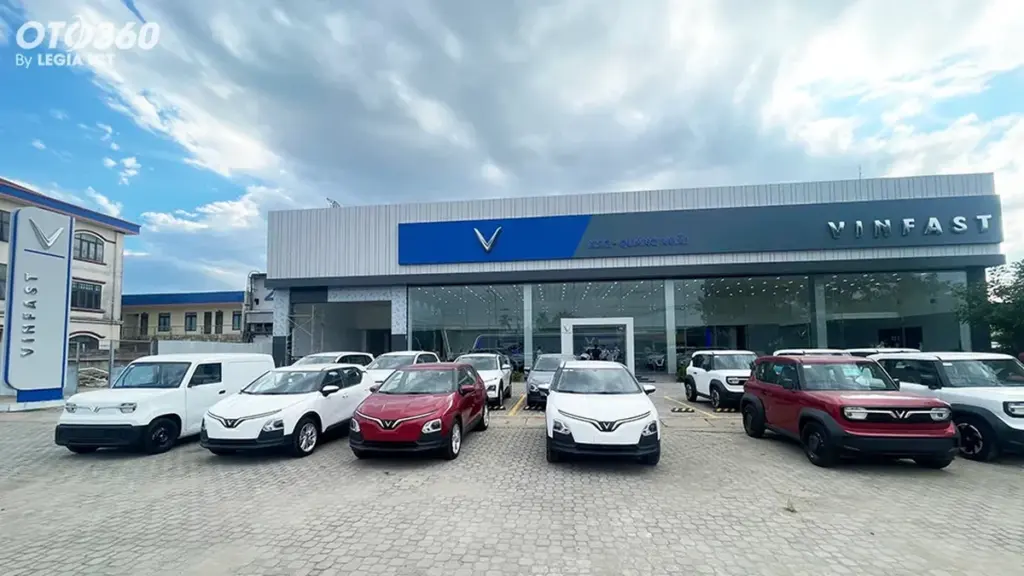 Đánh giá chi tiết VinFast KSG Quảng Ngãi – Showroom, giá xe, dịch vụ, trả góp 1 Không gian trưng bày và cơ sở vật chất tại đại lý VinFast KSG Quảng Ngãi