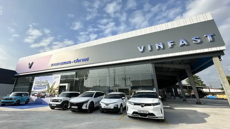 Không gian trưng bày và cơ sở vật chất tại đại lý VinFast Xanh Mekong Cần Thơ